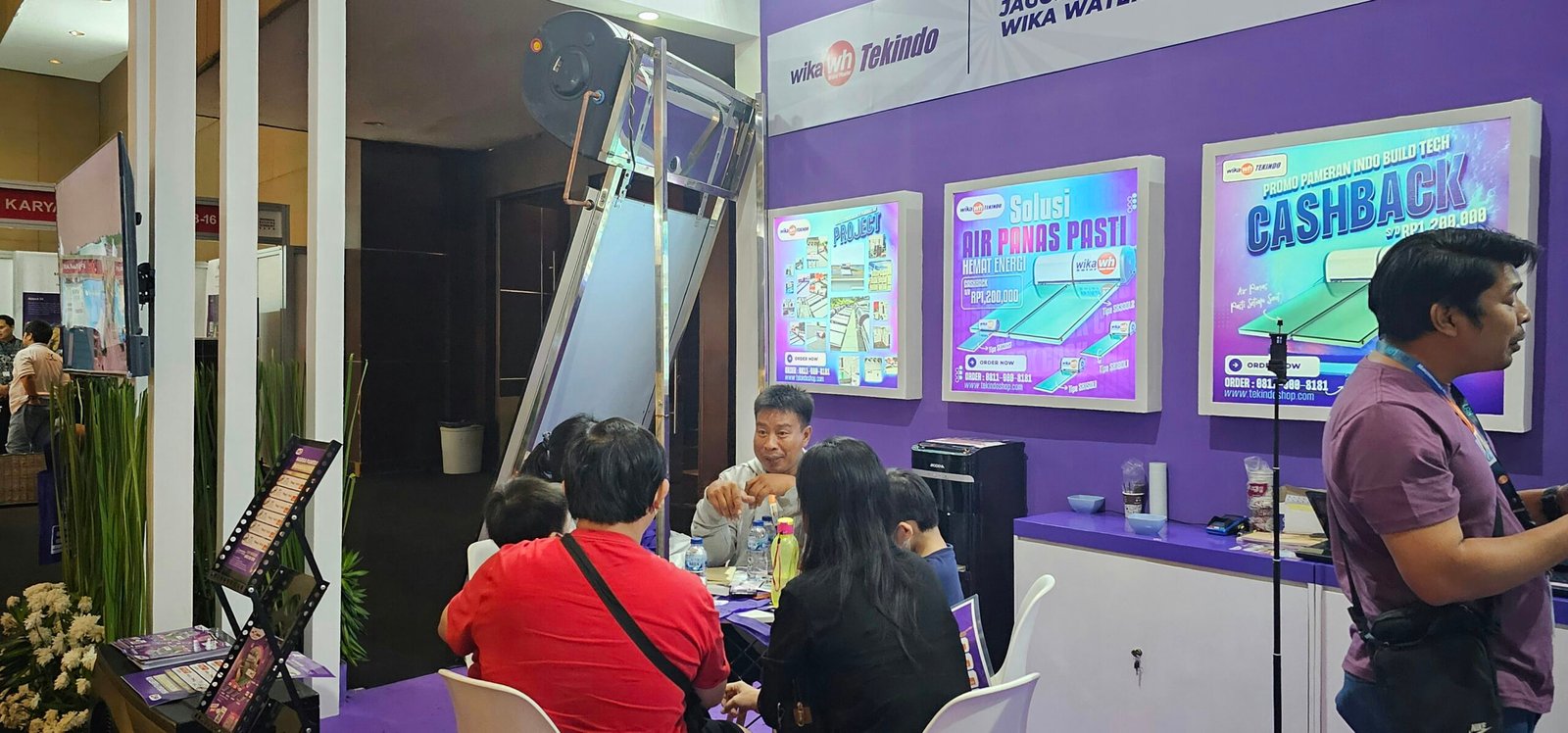 Promoting B2B Products through Website Strategies